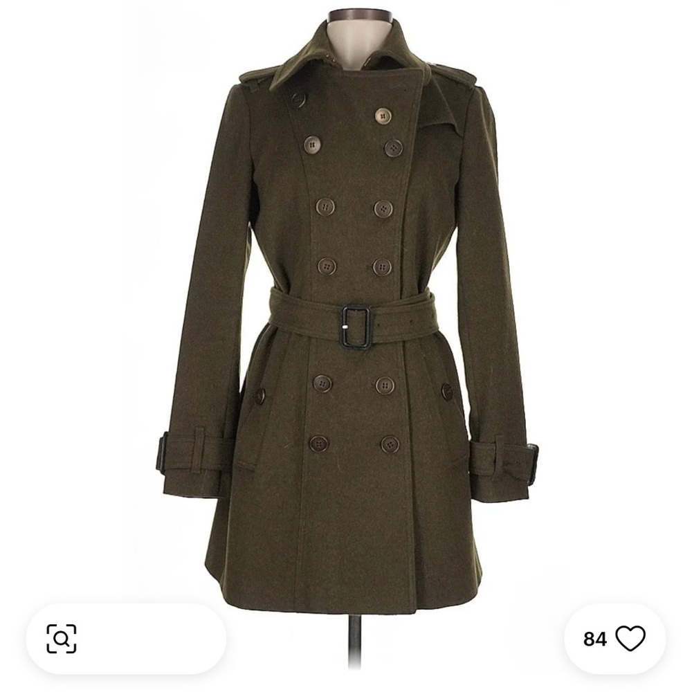 Burberry Green Trench Coat with Belted Waist and Wide Lapels